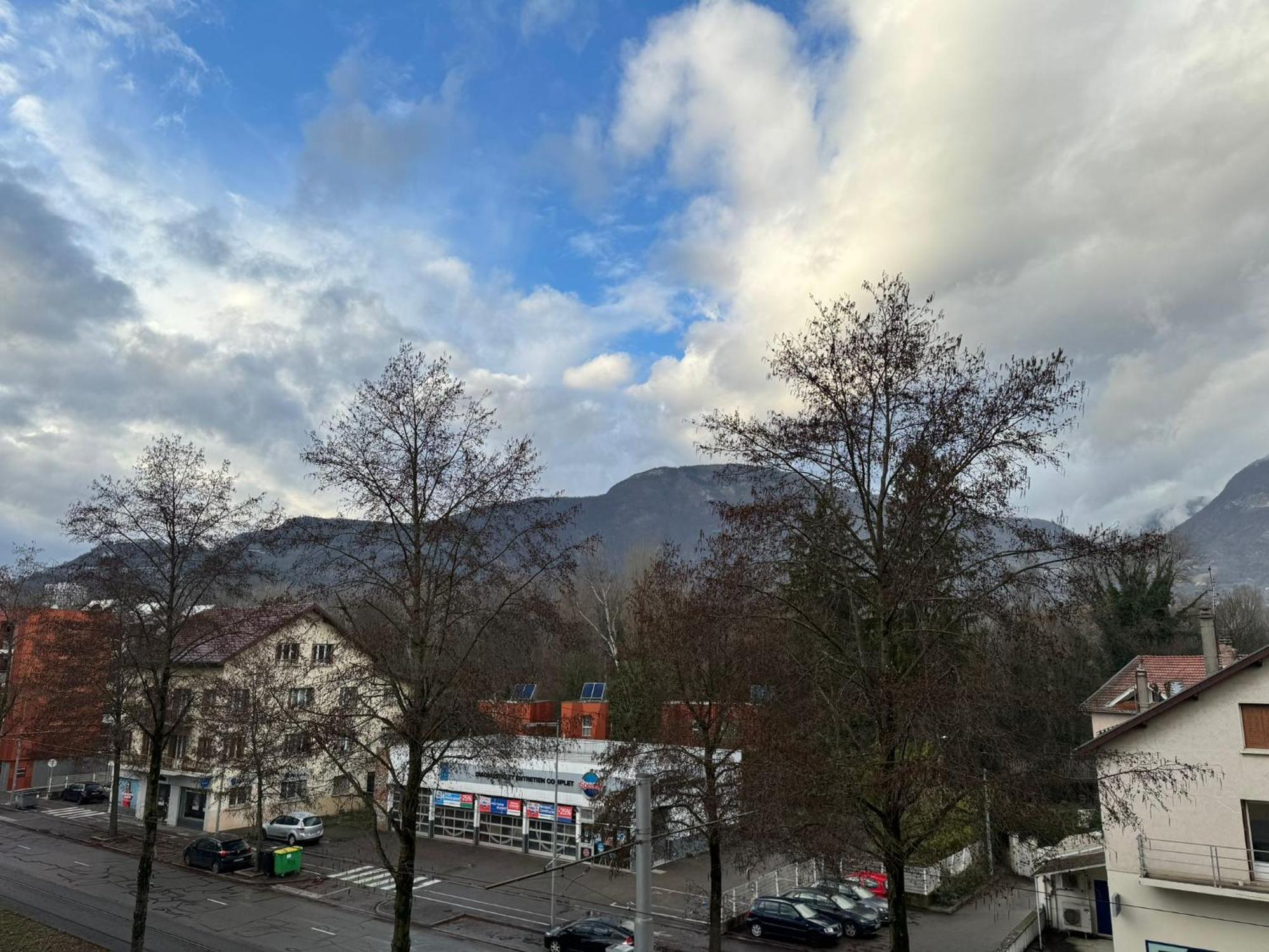 Appartement Proche Grenoble Centre Et Campus Saint-Martin-dʼHères 外观 照片